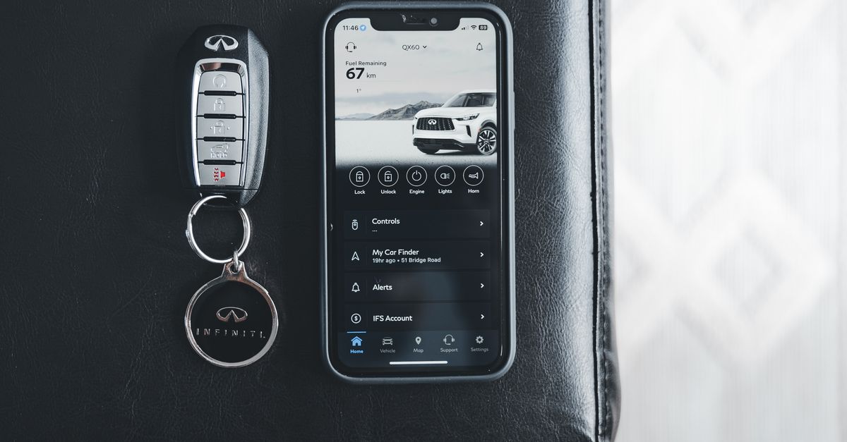Nissan car key fob — Wellwood Ave Locksmith
