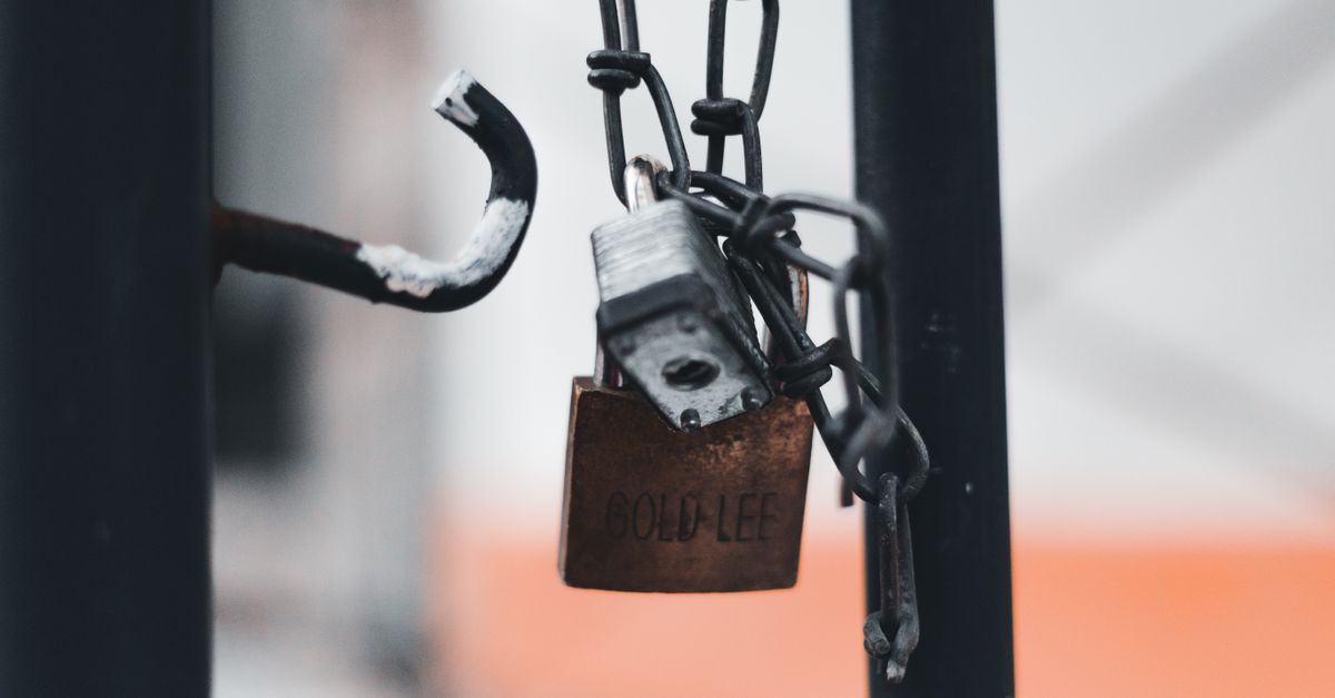Broken Key Extraction — Wellwood Ave Locksmith