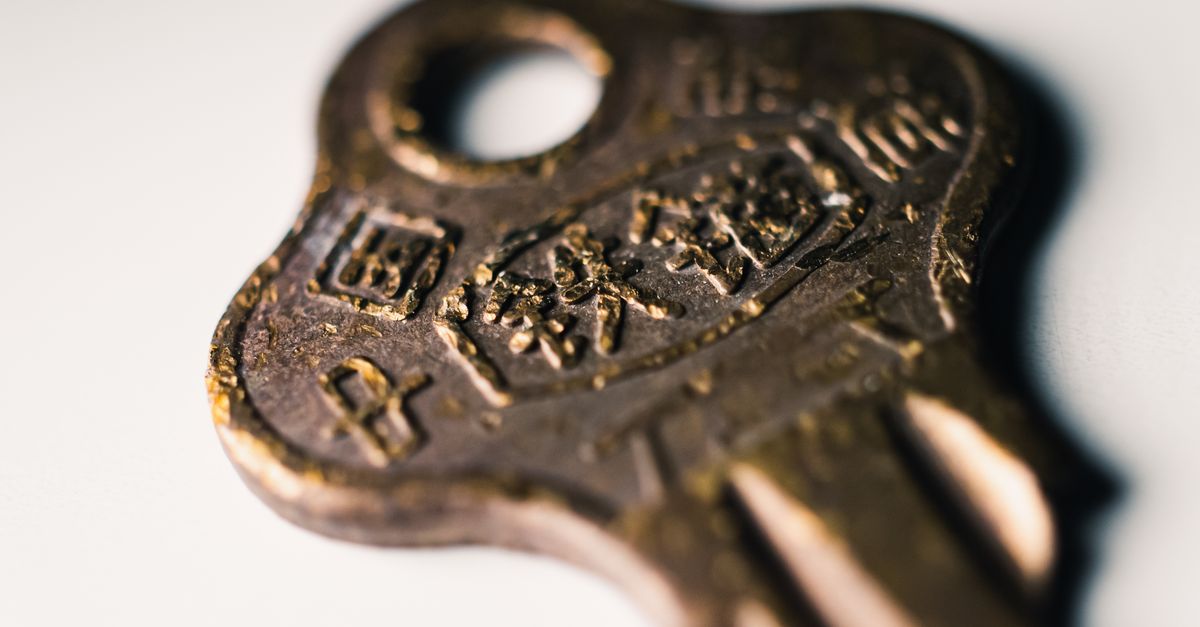 car key cutting machine — Wellwood Ave Locksmith