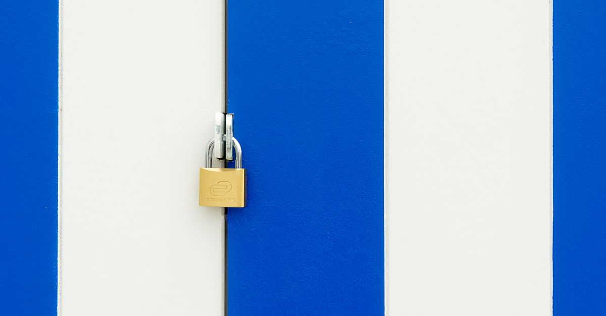 When You Are Locked Out — What to Do Before the Technician Arrives — Wellwood Ave Locksmith