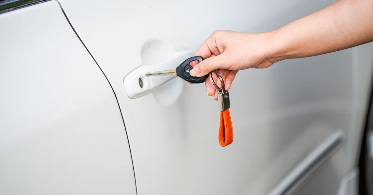 What Happens When You Call Our Emergency Locksmith for a Home Lockout — Wellwood Ave Locksmith