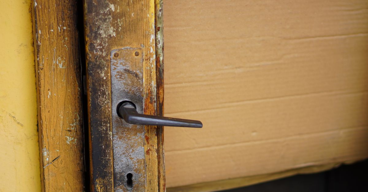 What Actually Goes Wrong: Common Failures We Fix Every Week — Wellwood Ave Locksmith
